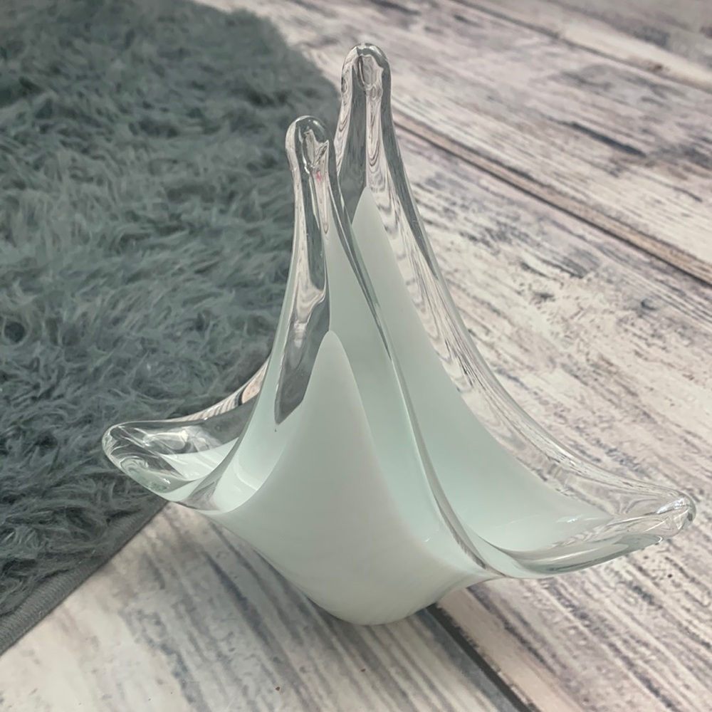 Vintage Mery Bombonière Glass Art Dish Napkin Holder